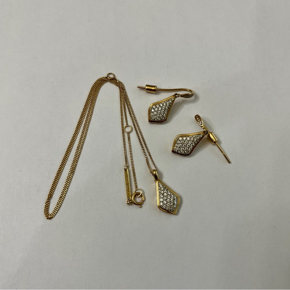 14k yellow gold earrings, pendant with chain - Picture 2 of 4